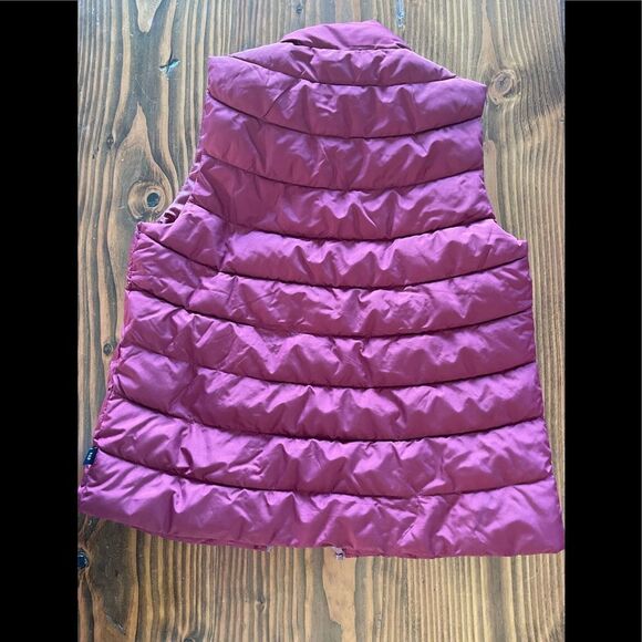 Gap Cold Control Vest  - Picture 5 of 10